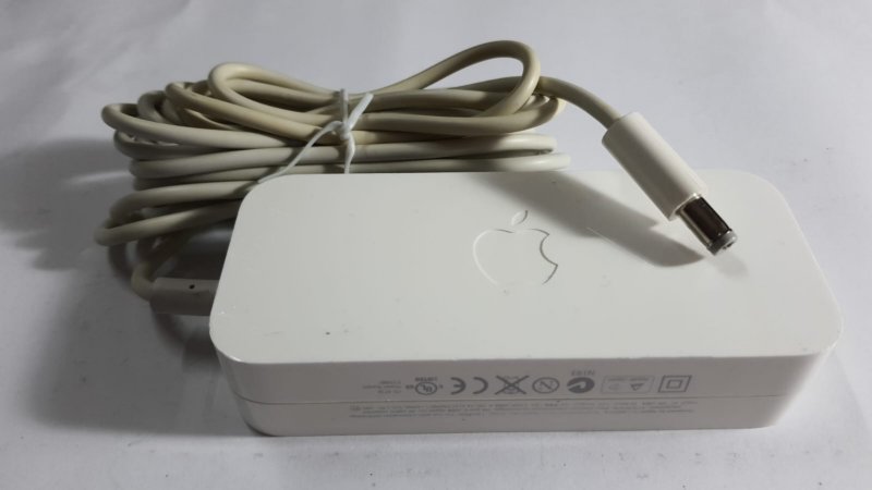 APPLE Notebook Standart Orijinal OEM Apple AirPort Extreme  Güç Kaynağı AC Adaptörü A1202 U