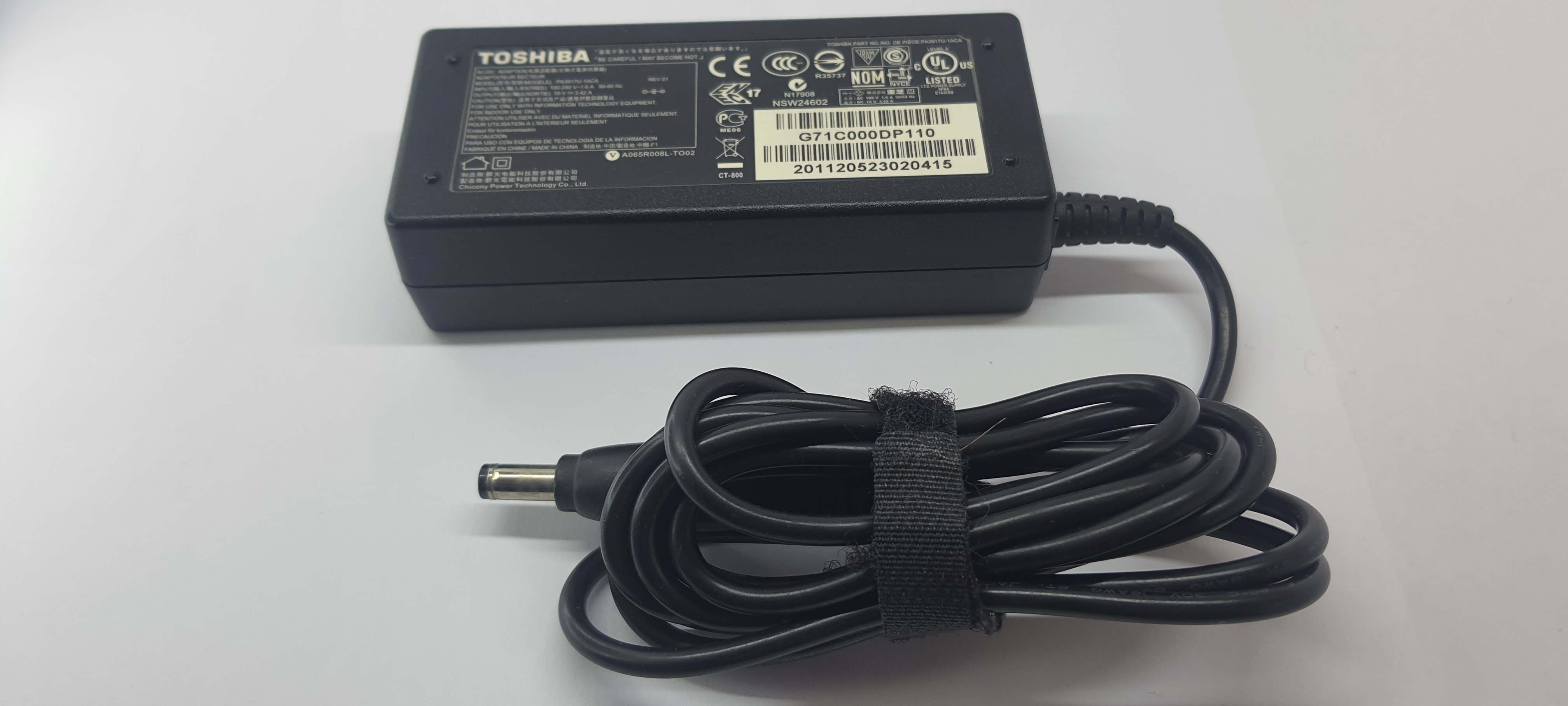 Toshiba PA3917U-1ACA 220 Adapter şarj aleti notebook