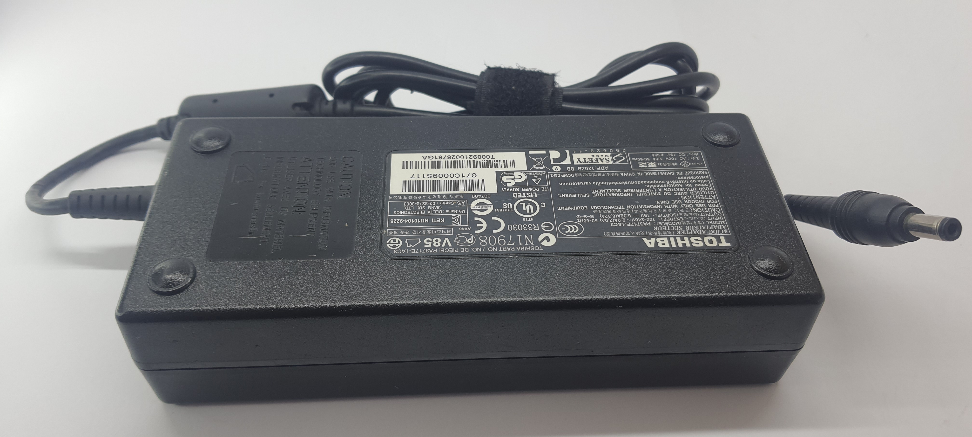 Toshiba PA3717E-1AC3 19V 6.3A Orjinal Notebook Adaptör Şarj Aleti